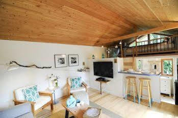 Nectar Yoga B&B On Bowen Island Horseshoe Bay Zewnętrze zdjęcie